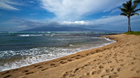 Beach on the Hawaiian island of Maui with a view of Molokai