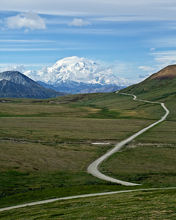 Road to Alaska's Mount McKinley